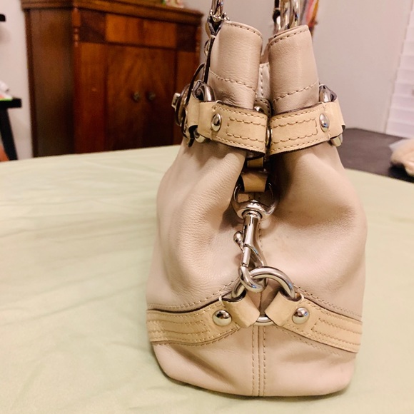 Authentic Coach Satchel - Picture 9 of 12